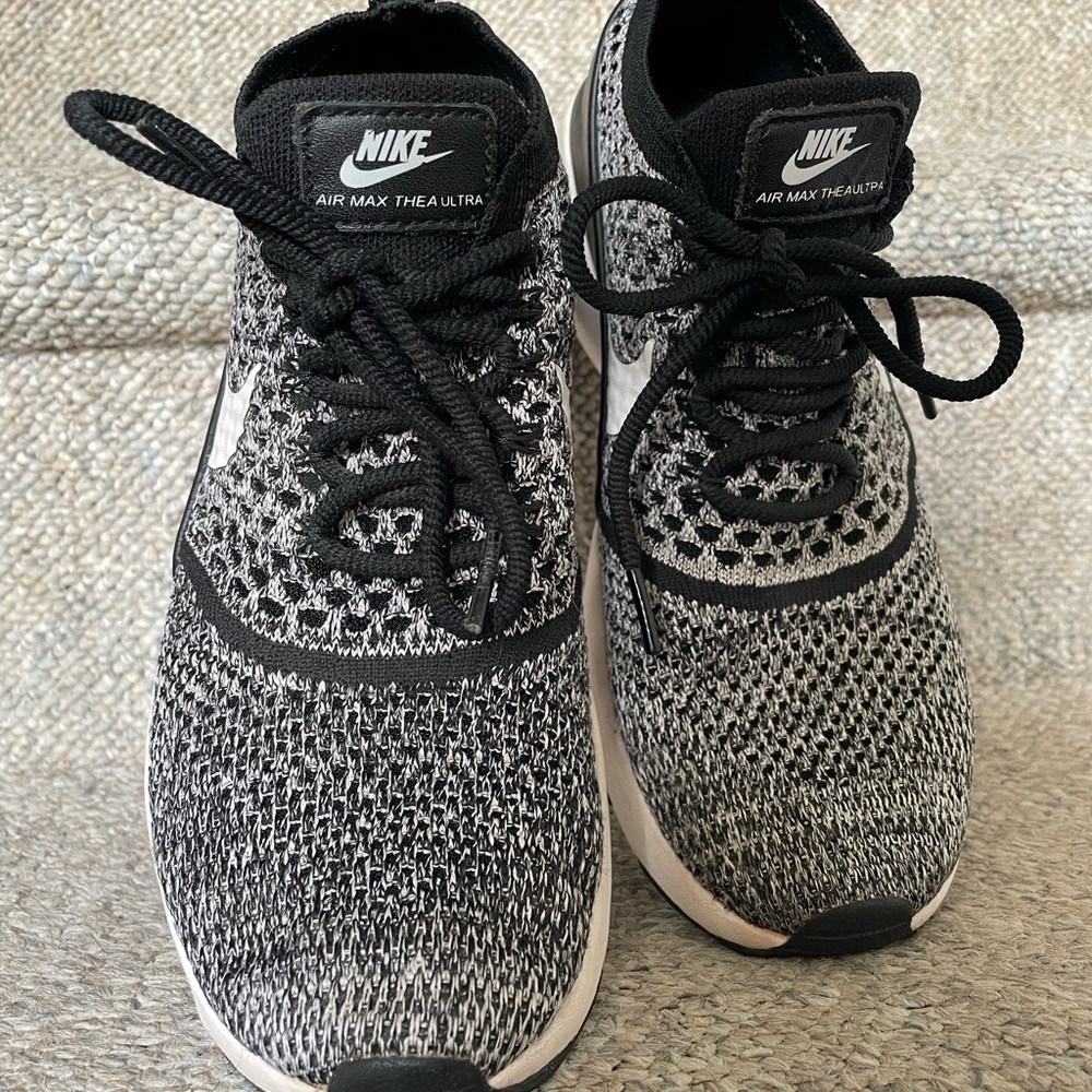 Nike Air Max Thea Ultra FK Athleisure Minimalist Sneakers Black White ‘Oreo’ 8.5 - Picture 8 of 12